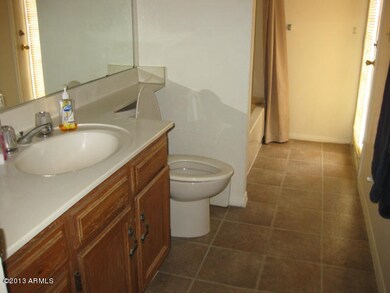 Common Bath