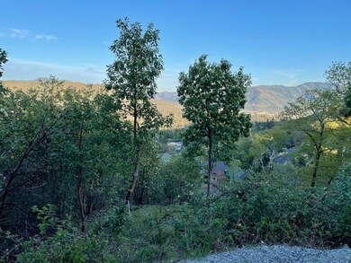 1137 NW Sunburst Way, Grants Pass, OR 97526 - photo 4