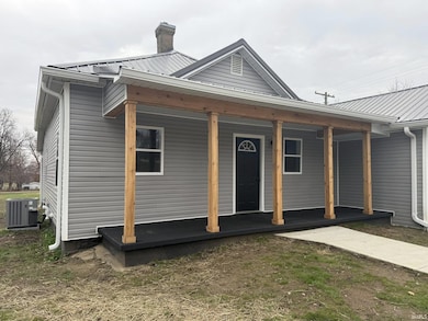 825 Illinois St, Bicknell, IN 47512 - photo 2