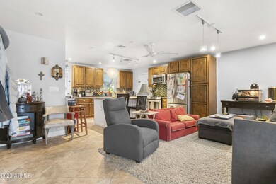 5-web-or-mls-3337-e-hillery-dr