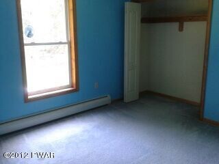 255 Locust Dr, Milford, PA 18337 - photo 6