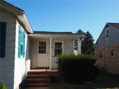 16 Purnell Ave, Tamaqua, PA 18252 - photo 4