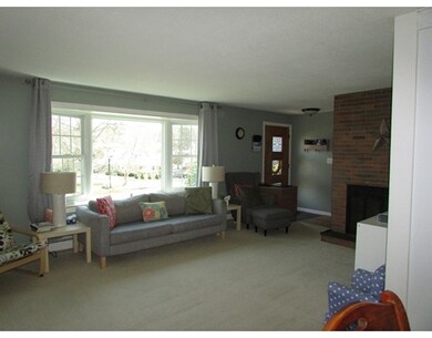 32 Longmeadow Ave, Worcester, MA 01606 - photo 7