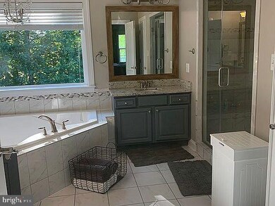 1108 Quaker Dr, Huntingtown, MD 20639 - photo 7