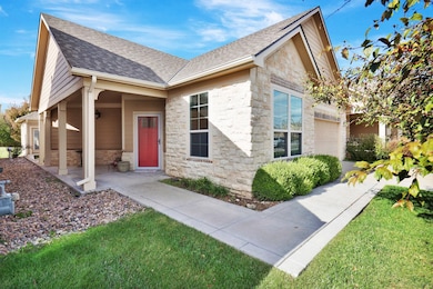 2025 N Cross Creek St, Derby, KS 67037 - photo 2