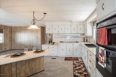 Kitchen Breakfast bar
