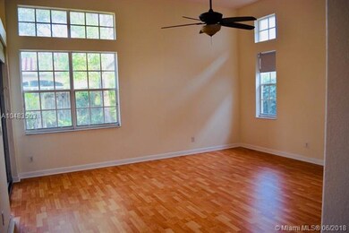 HUGE MASTER BEDROOM