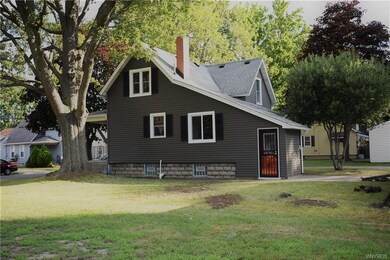 229 Stenzil St, North Tonawanda, NY 14120 - photo 4