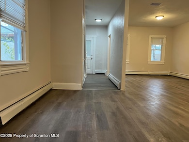 315 Aswell Ct, Scranton, PA 18504 - photo 5