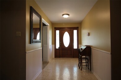 121 S Jane St, Alvin, TX 77511 - photo 5