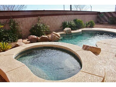 Swimming Pool/Hot Tub/Sauna.