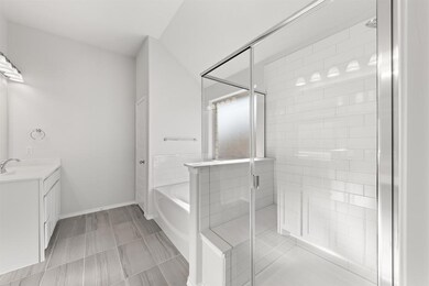 225 Rosemary Dr, Azle, TX 76020 - photo 5