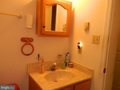 86 Corporal Ce Bailey Rd, Hedgesville, WV 25427 - photo 2