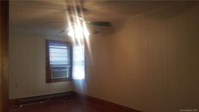 822 Ford Dr, Lowell, NC 28098 - photo 4