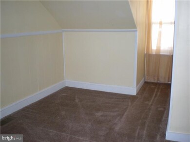 446 Apple St, Pottstown, PA 19464 - photo 6