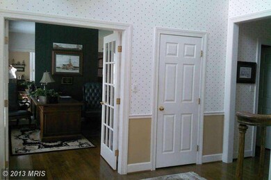 8236 Skipwith Dr, Frederick, MD 21702 - photo 5