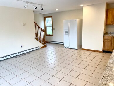 91 Crane Ave S, Taunton, MA 02780 - photo 4