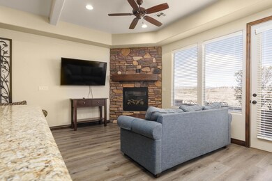 2020 N Pebble Beach Dr- Unbranded (6 of