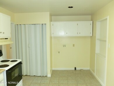 413 Decatur Rd, Jacksonville, NC 28540 - photo 7