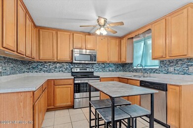 08-444 Whiting Lane-08