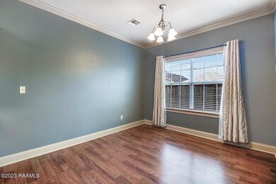 305 Bridgeport Lane-2