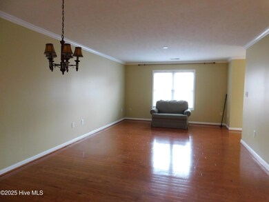 14981 Kenwyn Dr unit C, Laurinburg, NC 28352 - photo 3
