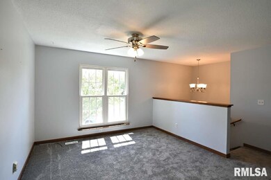 2424 W 58th St, Davenport, IA 52806 - photo 3