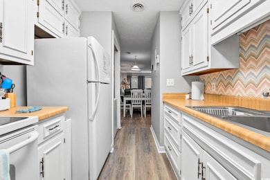 9621 Shore Dr unit A322, Myrtle Beach, SC 29572 - photo 7