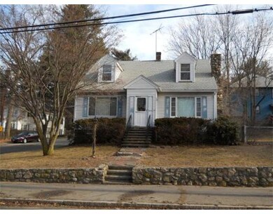 139 Lawrence St, Methuen, MA 01844 - photo 2