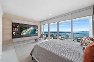 Aston Martin Residences unit 4602, Miami, FL 33131 - photo 3