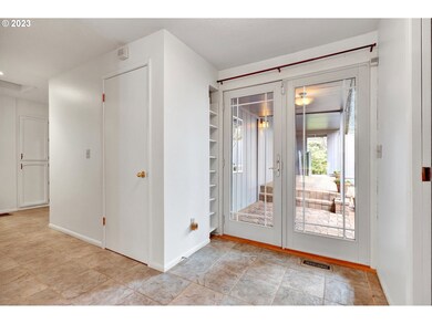 Entrance/Foyer