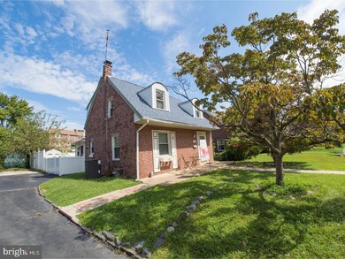 717 Braxton Rd, Ridley Park, PA 19078 - photo 4