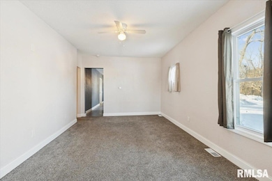 3312 Garfield St, Clinton, IA 52732 - photo 7