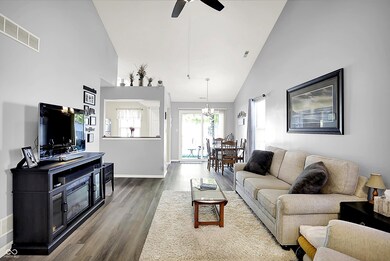 9764 Foxboro Ln, Fishers, IN 46038 - photo 7