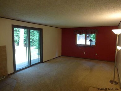 47 Nicklaus Dr, Gansevoort, NY 12831 - photo 3