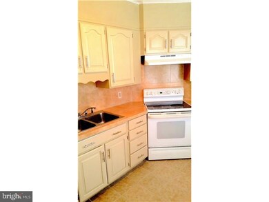 629 N 11th St, Reading, PA 19604 - photo 6