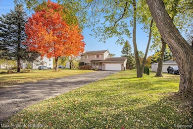 5296 Pine Knob Ln, Clarkston, MI 48346 - photo 3