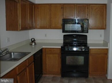 735 Acorn Ct, Warrenton, VA 20186 - photo 4