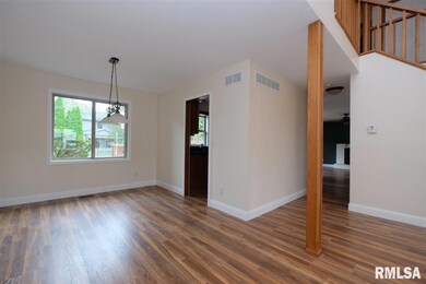 5516 N Cedarwilde Ct, Peoria, IL 61615 - photo 4