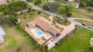 23455 SW 153rd Ave, Homestead, FL 33032 - photo 5