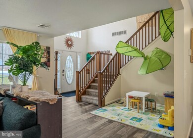 2127 Warwick Cir, Tobyhanna, PA 18466 - photo 6