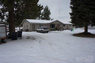 61507 Brosterhous Rd, Bend, OR 97702 - photo 2