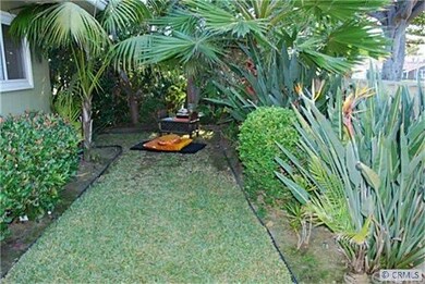 Front courtyard area