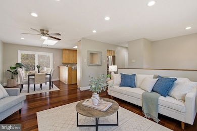 4809 Red Hill Way, Ellicott City, MD 21043 - photo 5