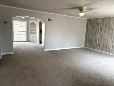531 E B Ave, Kingman, KS 67068 - photo 2