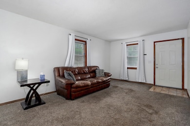 300 S Clifton Ave-12