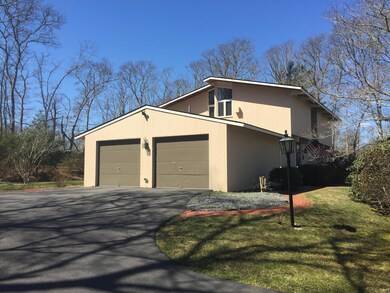 8 Eldred Cir, Falmouth, MA 02540 - photo 2