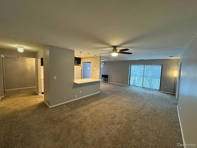 18453 University Park Dr, Livonia, MI 48152 - photo 5
