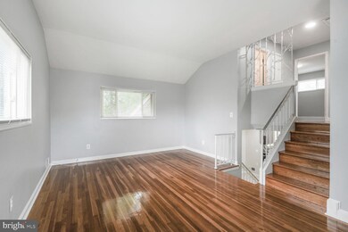 6502 Rolling Ridge Dr, Capitol Heights, MD 20743 - photo 5