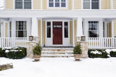 005-Front_View-2312540-large